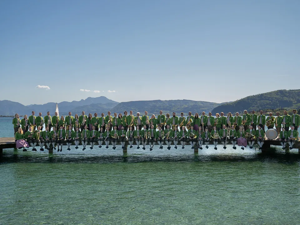 Die Marktmusikkapelle Seewalchen am Steg am Attersee